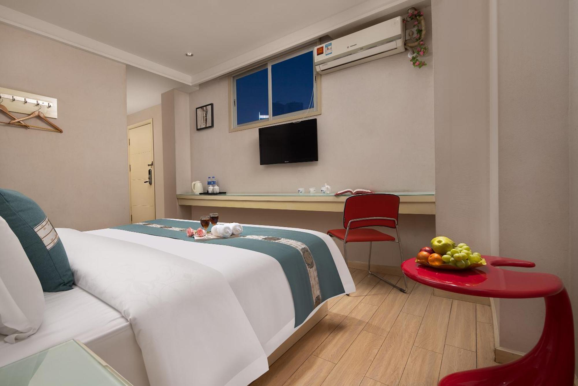 Kaiserdom Hotel Baiyun Airport-24-Hour Airport-Free Shuttle Bus Cantão Exterior foto