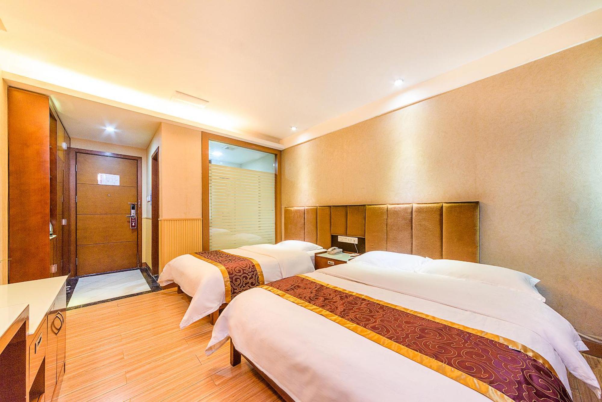 Kaiserdom Hotel Baiyun Airport-24-Hour Airport-Free Shuttle Bus Cantão Exterior foto