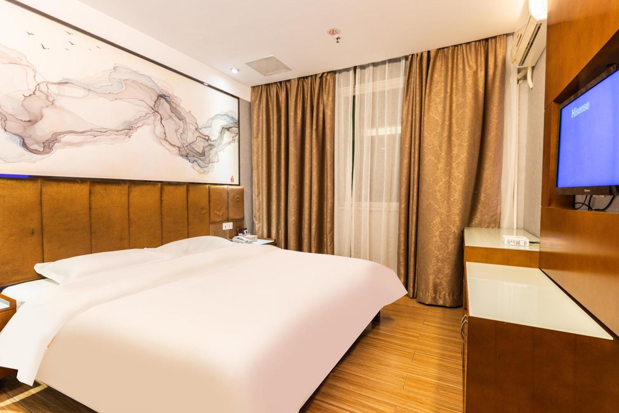 Kaiserdom Hotel Baiyun Airport-24-Hour Airport-Free Shuttle Bus Cantão Exterior foto