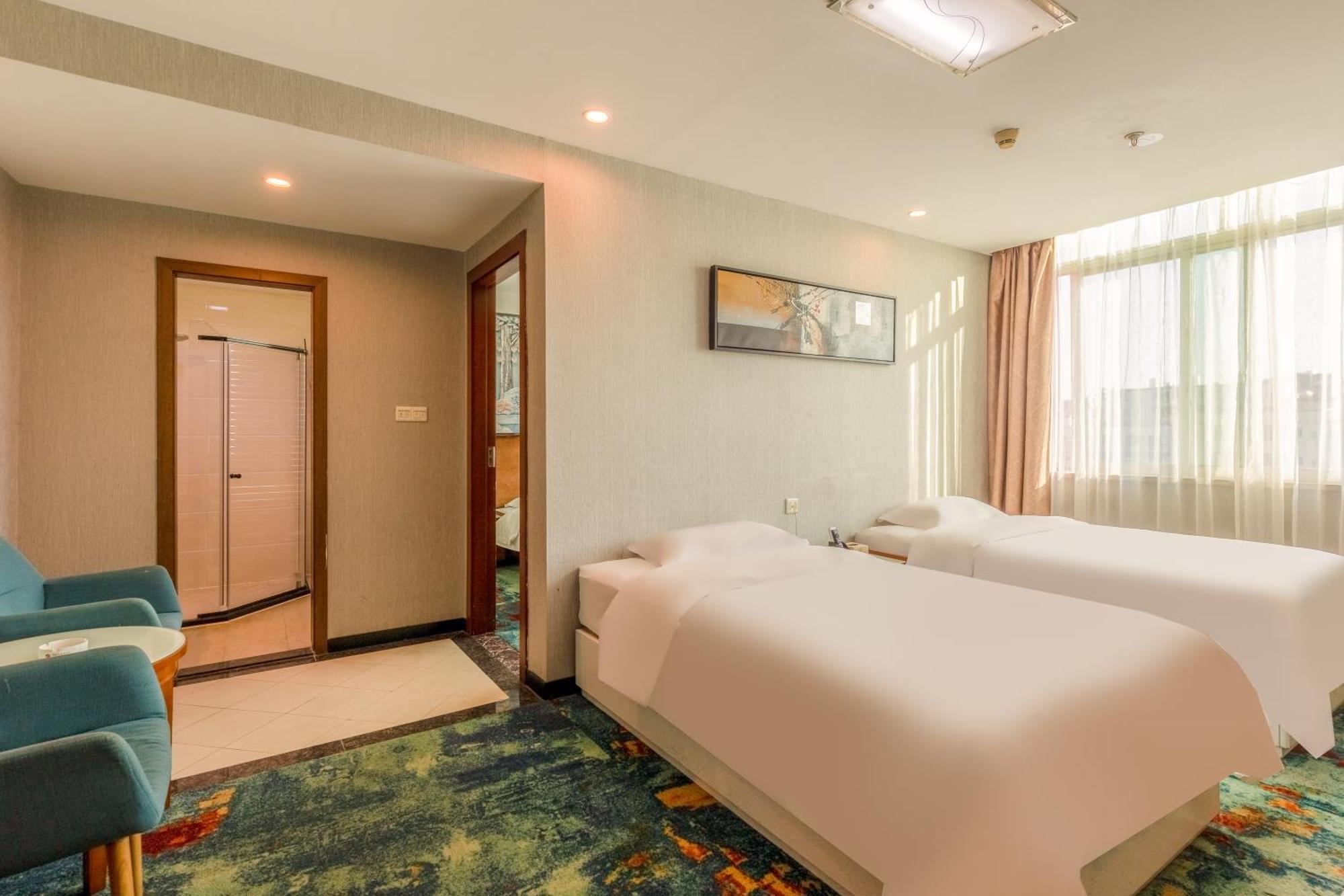 Kaiserdom Hotel Baiyun Airport-24-Hour Airport-Free Shuttle Bus Cantão Exterior foto