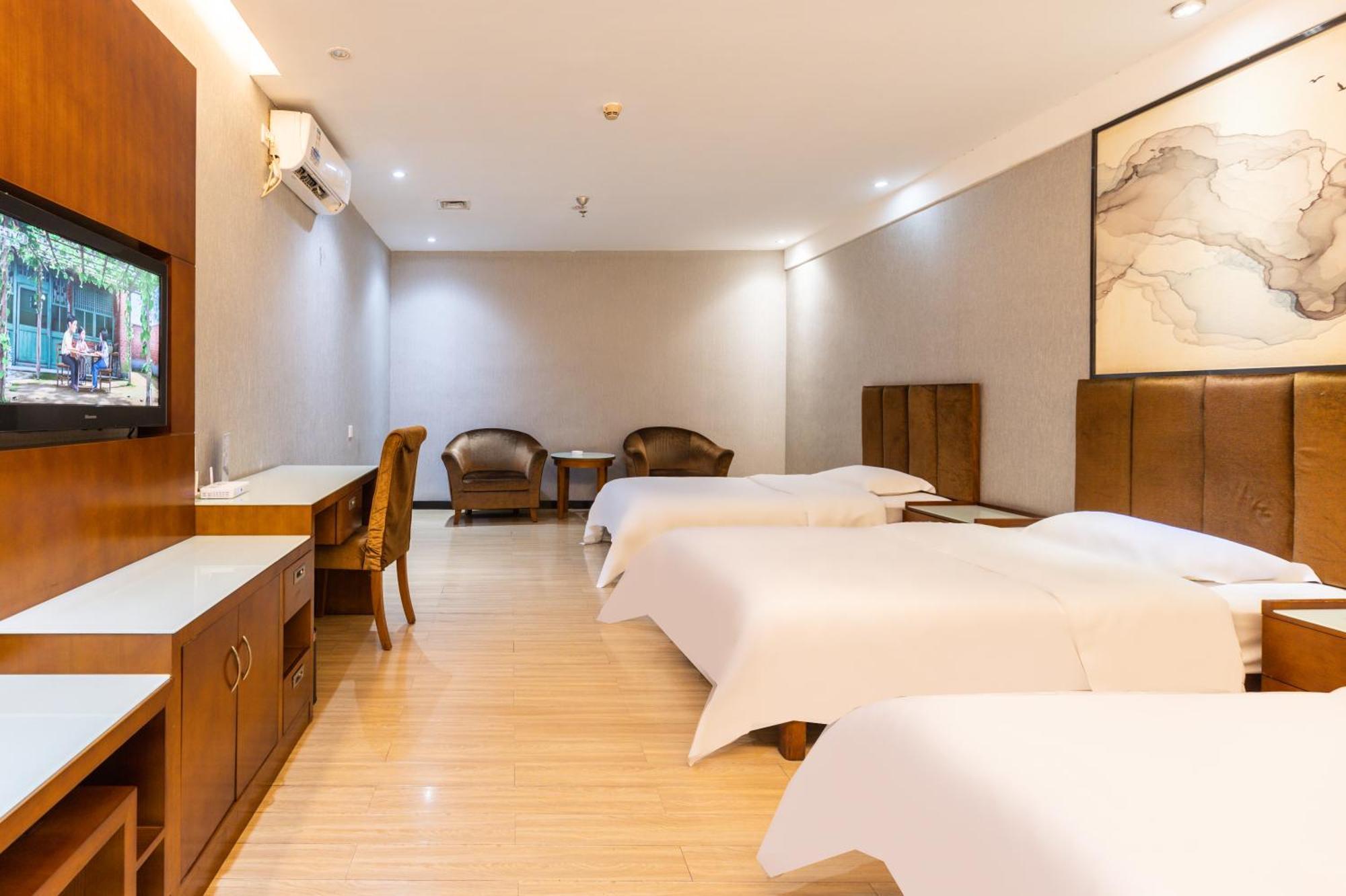 Kaiserdom Hotel Baiyun Airport-24-Hour Airport-Free Shuttle Bus Cantão Exterior foto